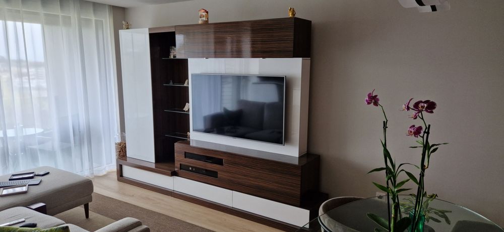 Estante Lacada em branco