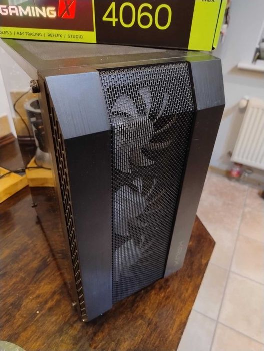 Wydajny komputer do gier – i7-10700 + RTX 4060  Tylko przez weekend