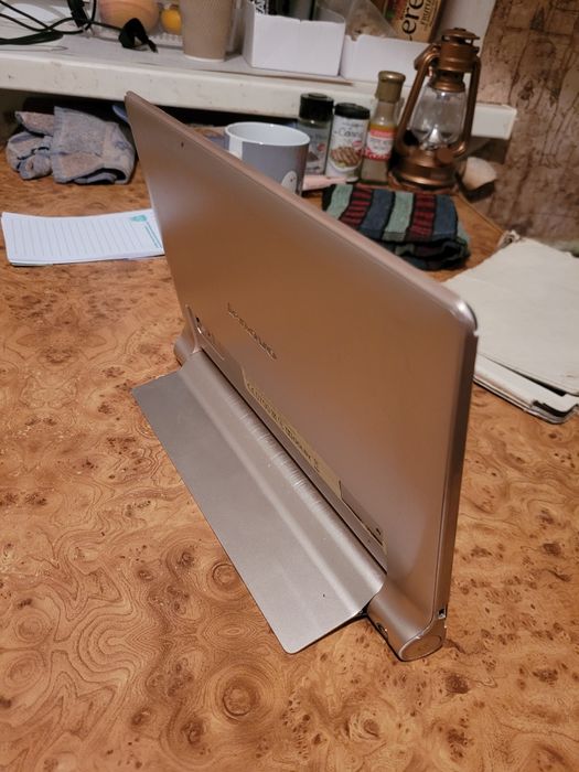 Планшет Lenovo B8080-H