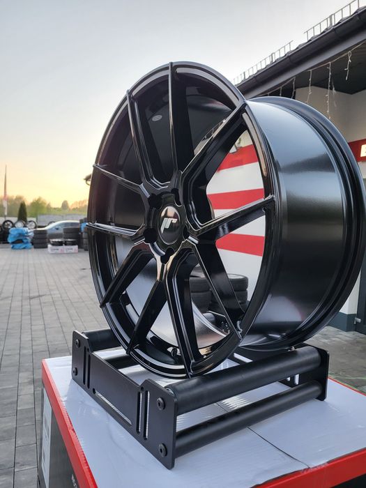 Alufelgi Japan Racing 19" 5x112 ET35 JR30 Audi A4 A6 Q5 Q3 VW Passat !