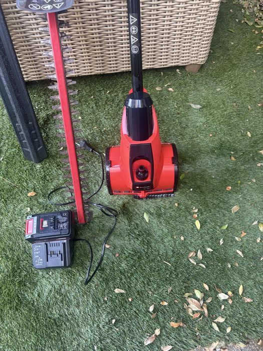 Duas ferramentas para jardim
