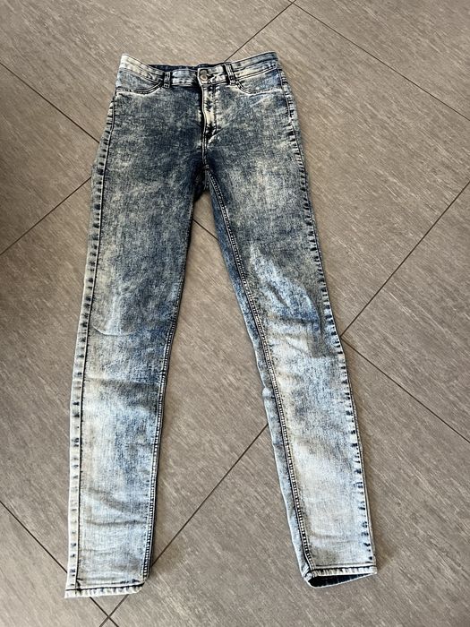 Spodnie jeans skinny , wysoki stan.