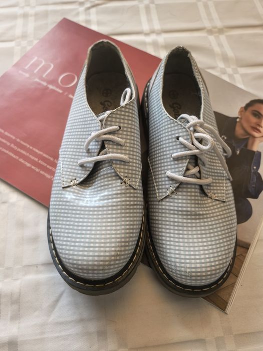 Półbuty Damskie Sznurowane r. 39