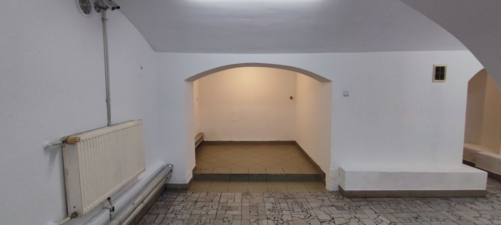 Wynajmę lokal użytkowo- handlowy w centrum miasta ulica Tuwima