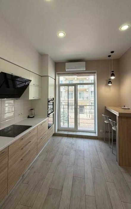 Квартира з ремонтом у ЖК 28 Перлина