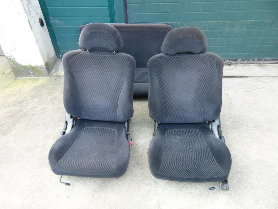 Nissan 100 NX bancos " usado em bom estado
