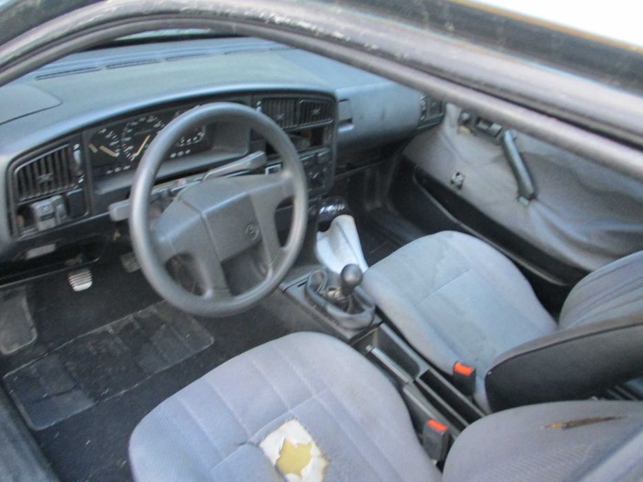 VW Passat B3 35i 1.6 TD Para peças