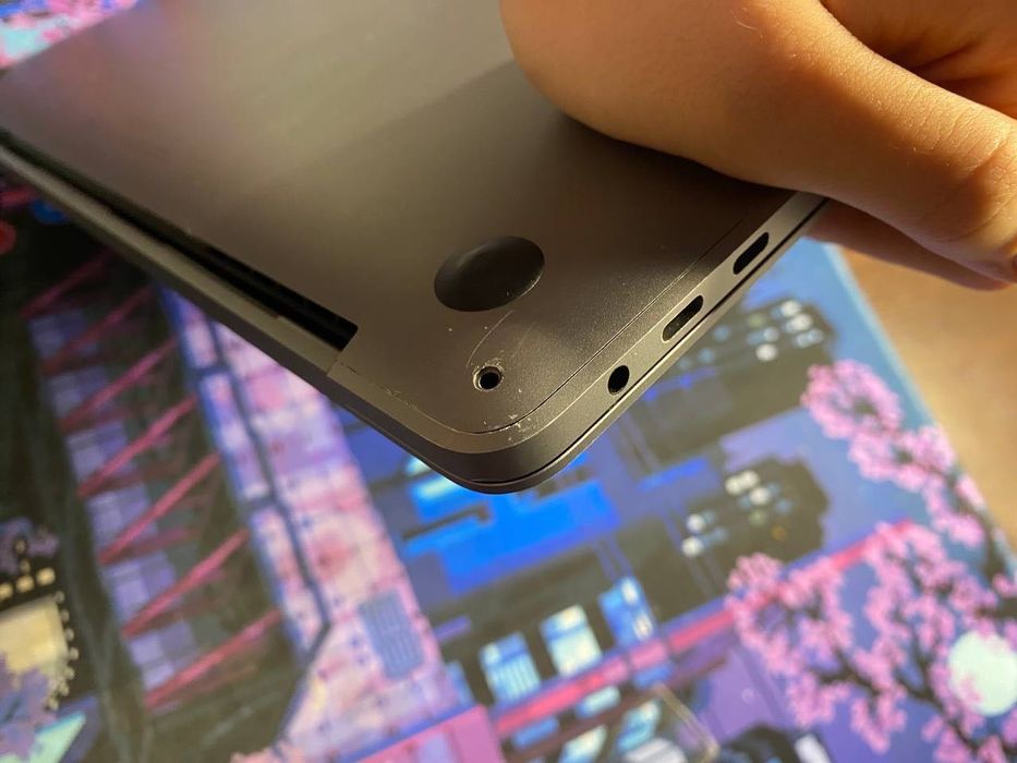 MacBook Pro 13" 2020 (A2251) / Intel Core i5 / 16GB RAM / 1TB SSD
