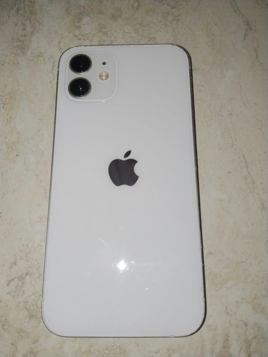 iPhone 12 bdb stan