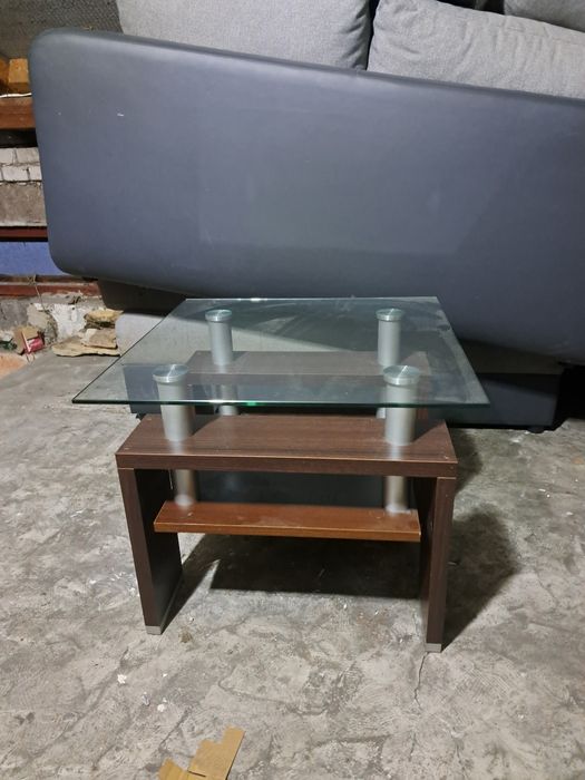 Sprzedam stolik 60x60cm