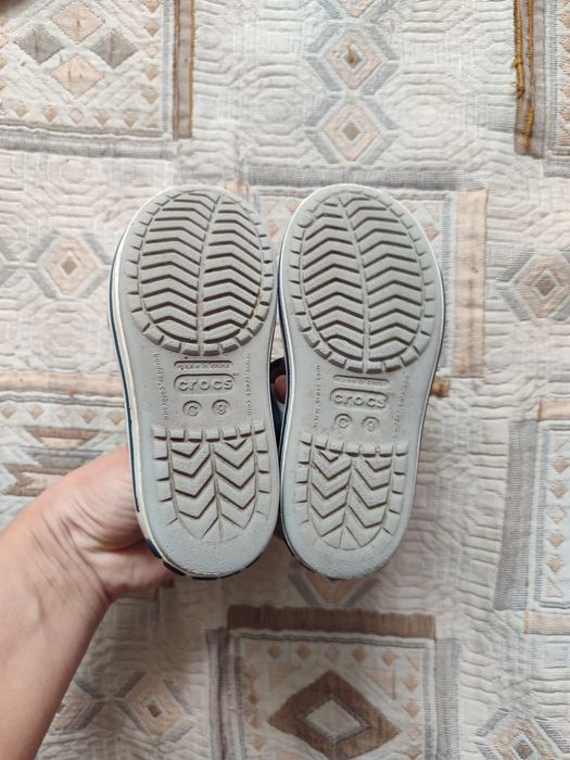 Crocs сандалі C9 дитячі сірі