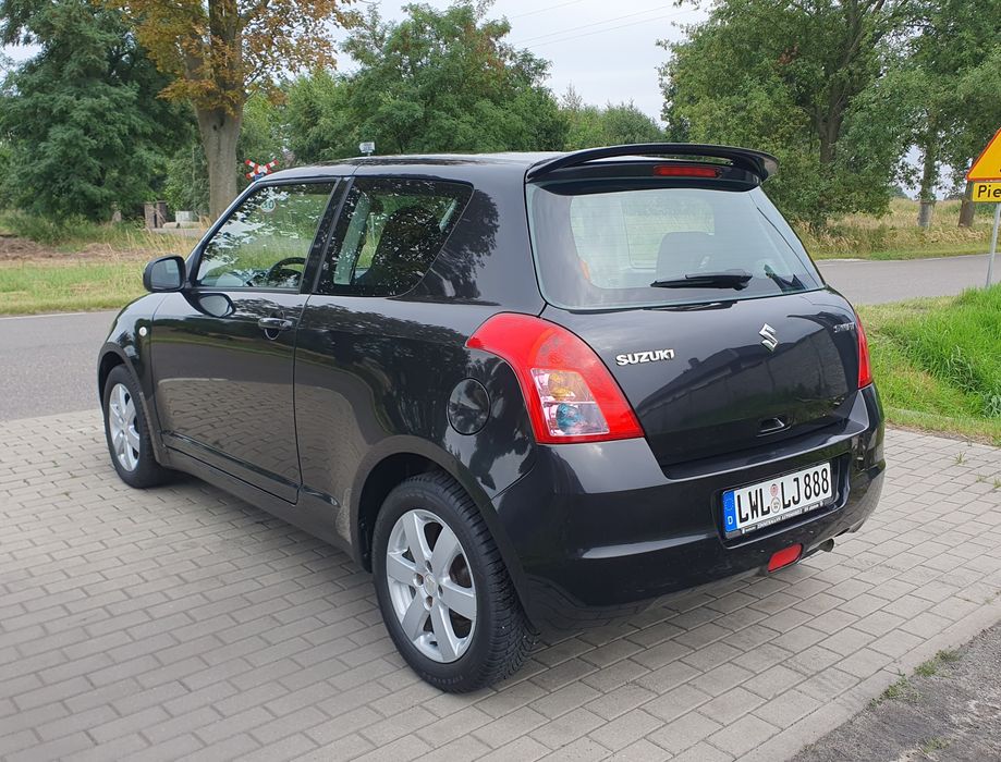 Sprzedam sprowadzony z Niemiec Suzuki Swift po lifcie.