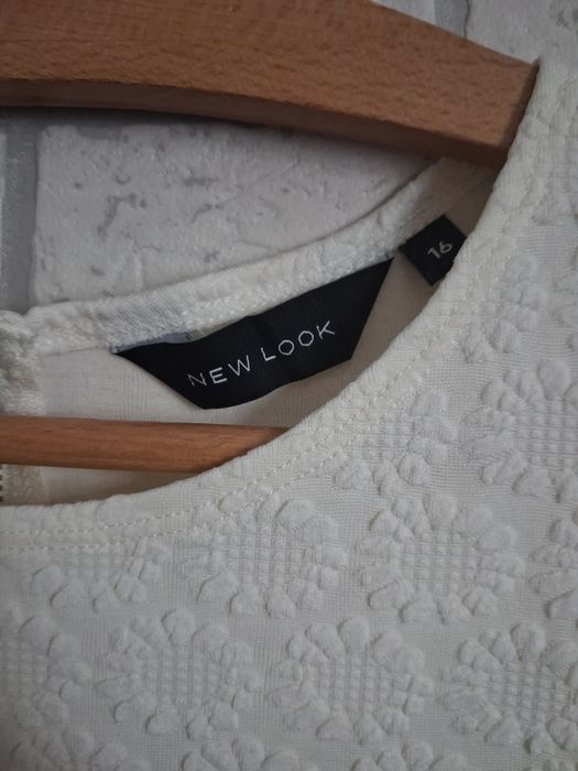 Elegancki biały top