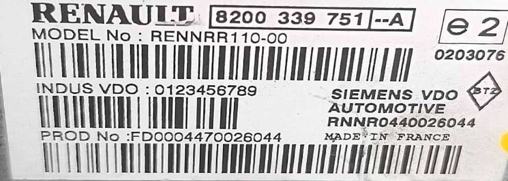 Caixa / Leitor CDs 8200339751 - RENAULT LAGUNA II Grandtour
