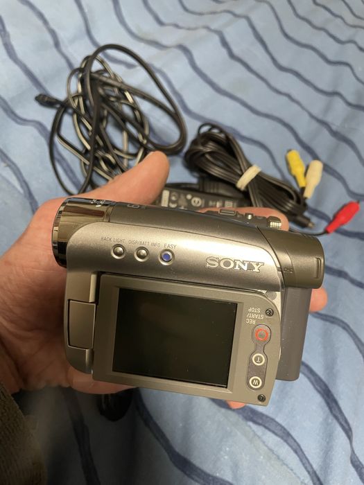 Видеокамера Sony ! Hc-23 !