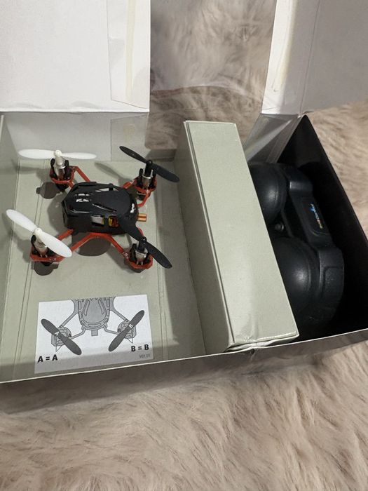 mini dron Revell Control Nano Quad