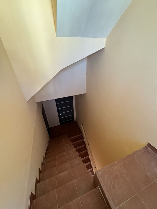 Продам дворівневу квартиру ,новий масив району Новий Двір