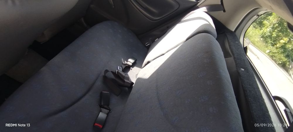 Toyota Yaris xp10 de 2001
