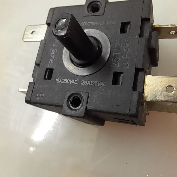 Interruptor rotativo de quatro posições