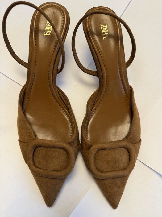 Туфлі слінгбеки zara з пряжкою 38 розмір
