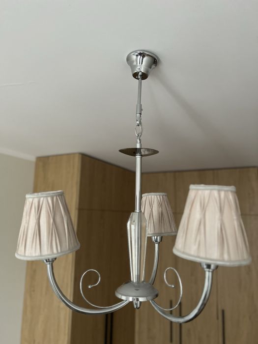 Żyrandol chrom beż