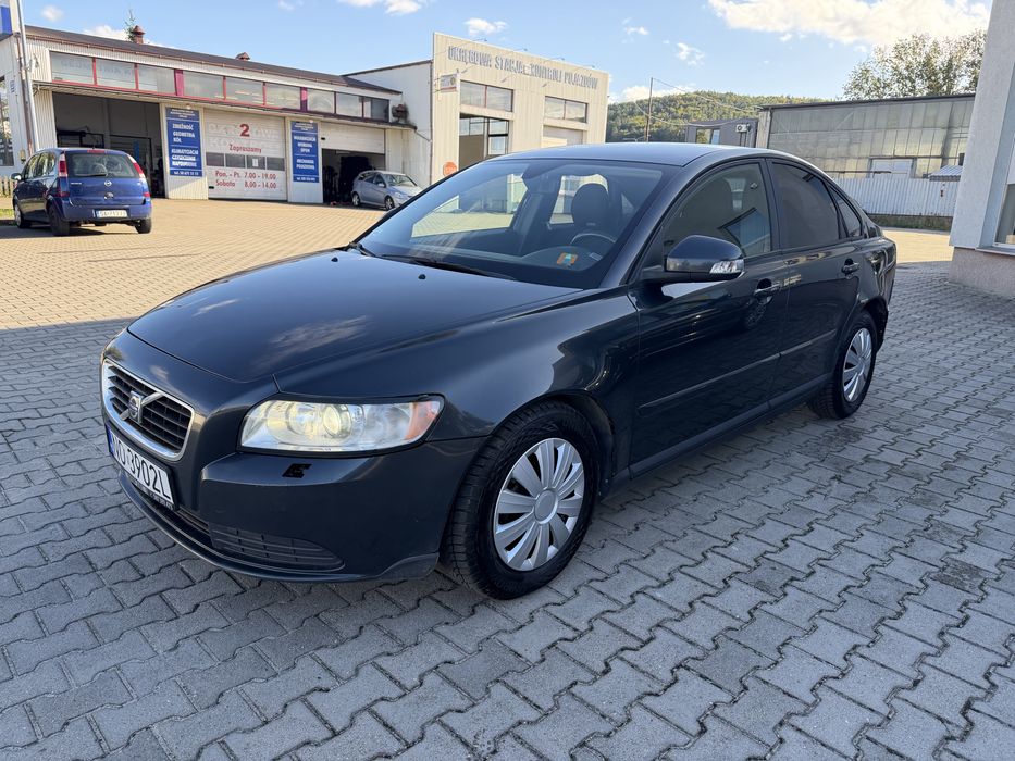 Volvo S40