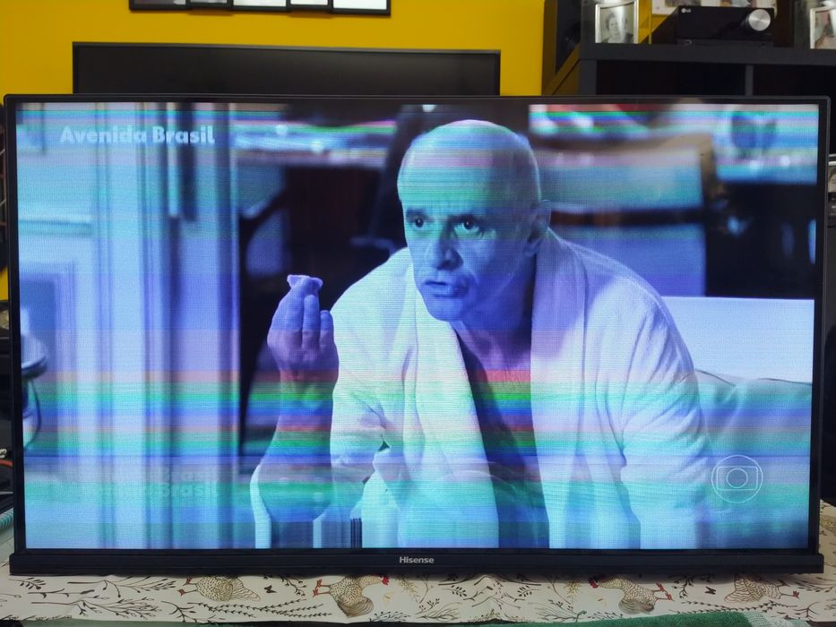 Monitor smart TV Hisense 32" PEÇAS casa quarto apartamento vivenda.