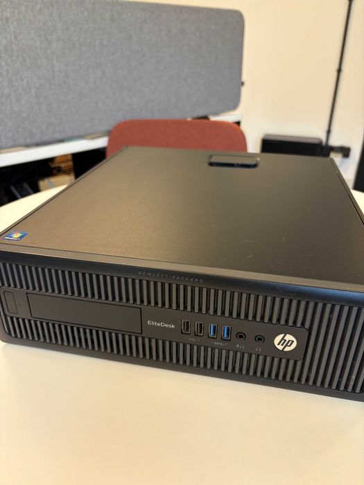 Komputer HP EliteDesk w obudowie SFF (Small Form Factor)