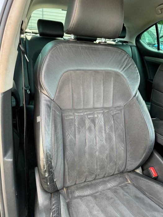 Комплект сидінь сидіння алькантара Skoda Superb 3 салон