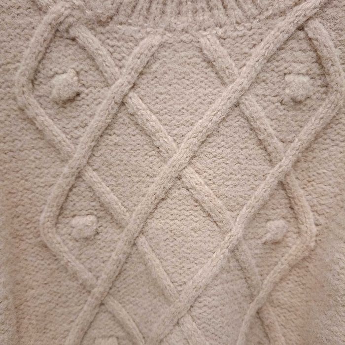 Ciepły sweter dziewczęcy  rozm 86 Primark