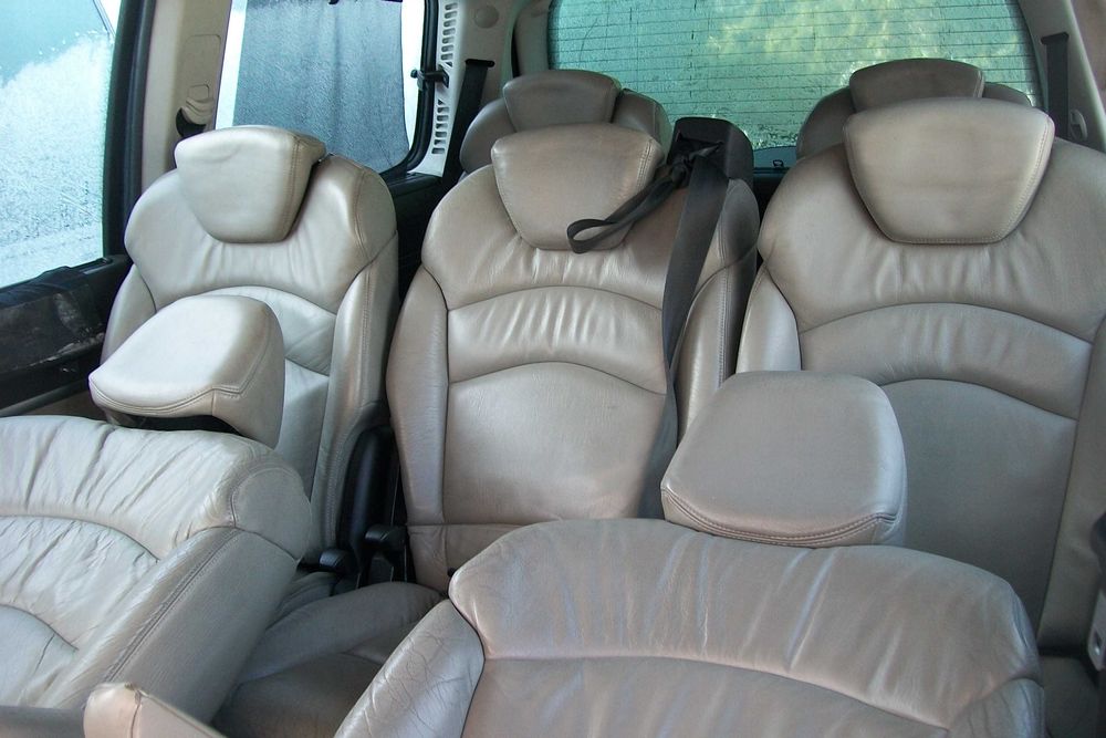 Fotele skórzane kapitańskie elektryczne obrotowe + tylne + boczki