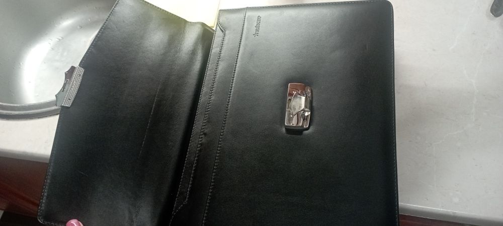 Портфель Neri karra