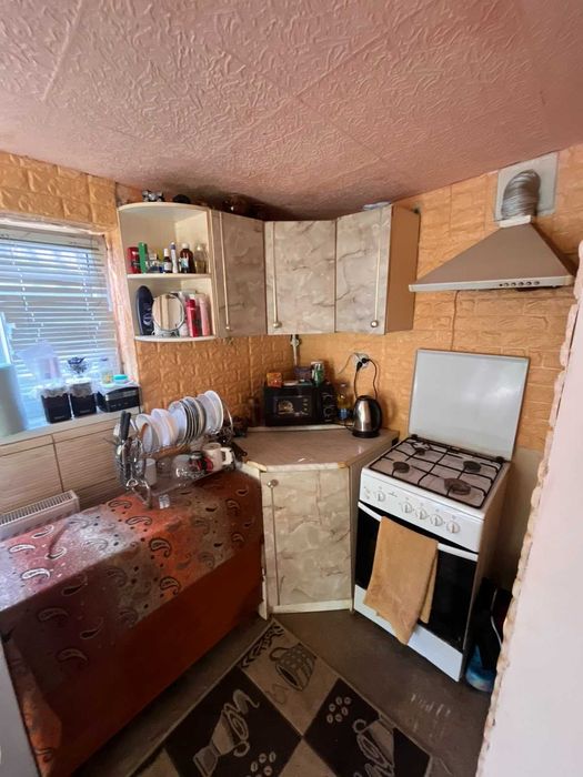 Частина будинку біля зупинки ЗаготЗерно , ід34325