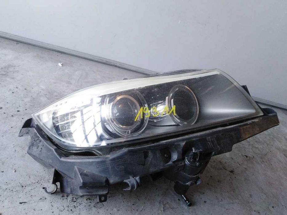 BMW 3 E90 E91 Lift Lampa Przód Prawa Xenon