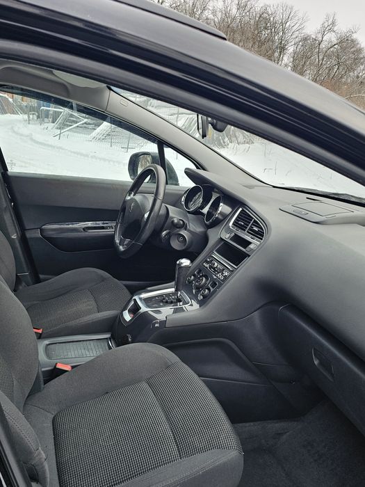 Peugeot 5008 GT LINE 2015