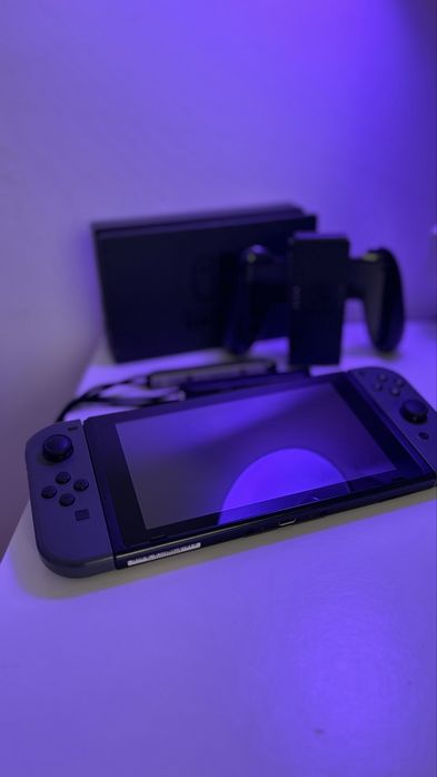 Nintendo Switch Completo + Mario Kart 8 Deluxe – Excelente Estado