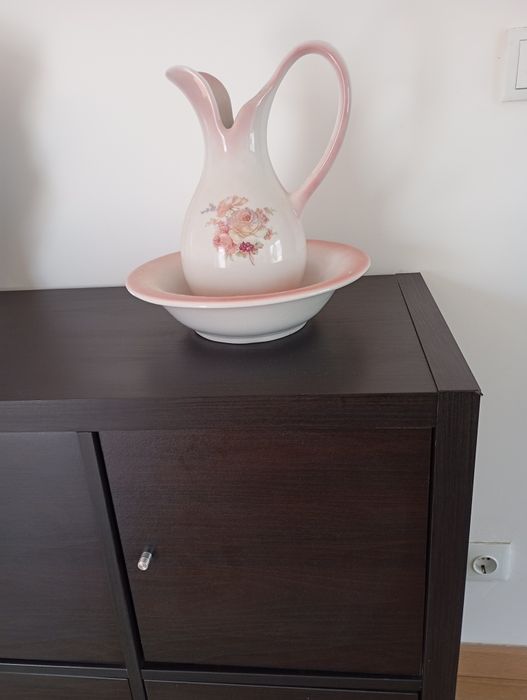Várias peças decorativas