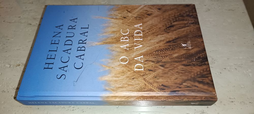 Livro O Abc da Vida de Helena Sacadura Cabral 
de Helena Sacadura Cabr