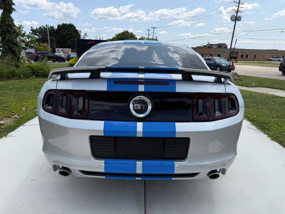 Ford Mustang      2014