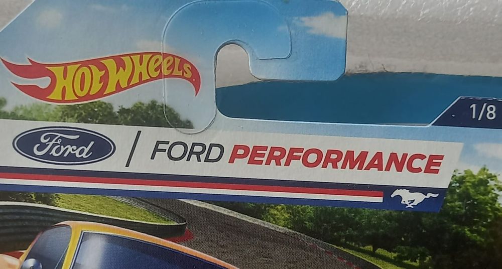 Conjunto 2 , 65 Mustang 2 + 2 fastback hot wheels
