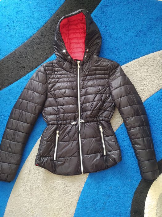 Жіноча осіння куртка