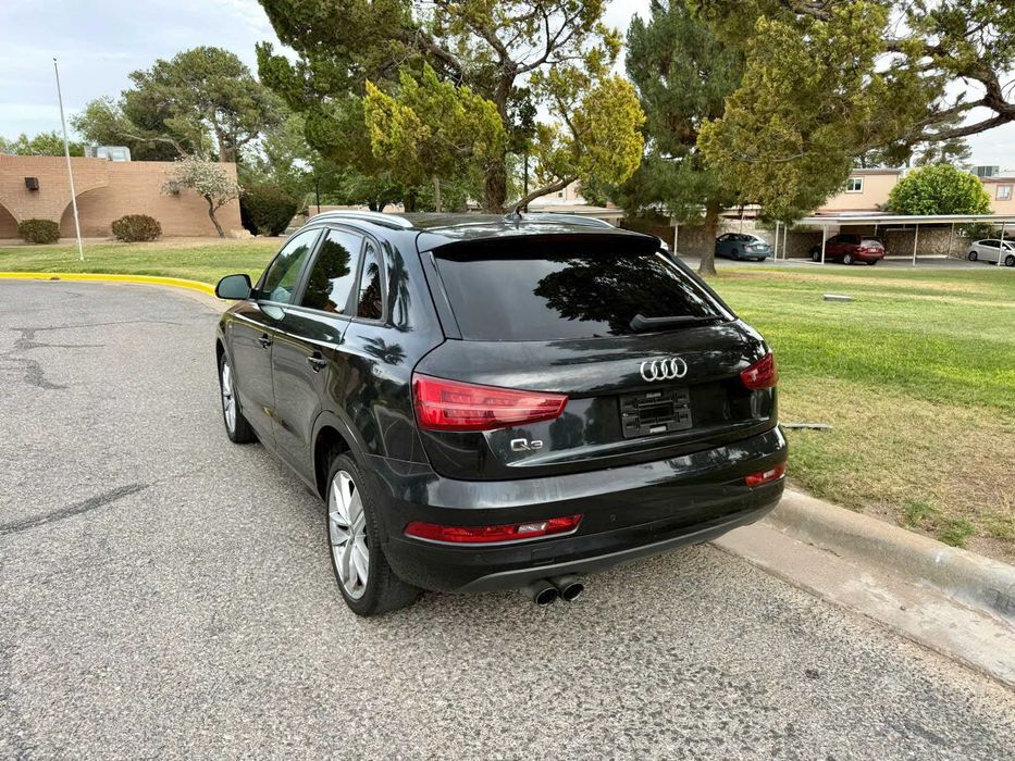 Audi Q3      2019