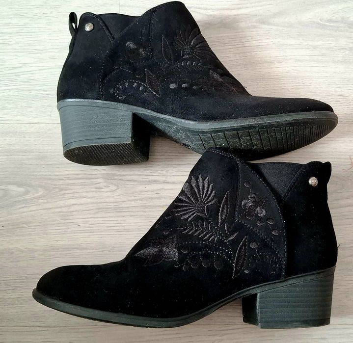 Botins Camurça Preta: Tam 39