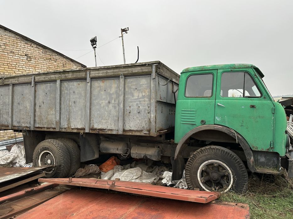 Продам маз 500.