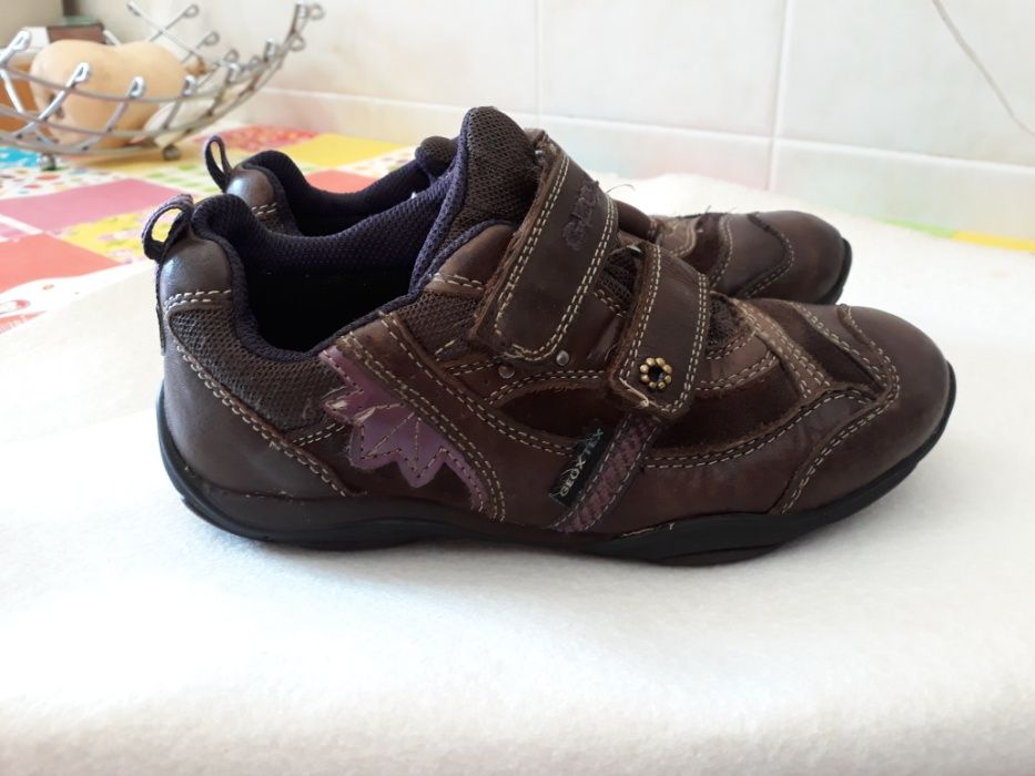 Ténis Geox castanhos