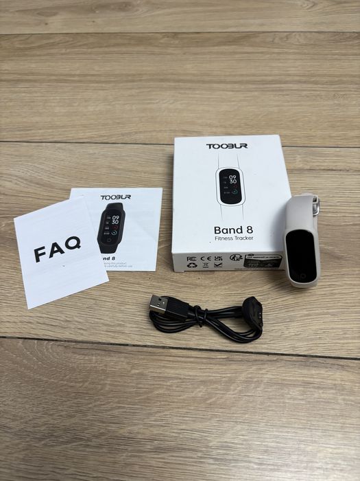 Smartband Toobur Band 8 beżowy - opaska sportowa, monitor aktywności,