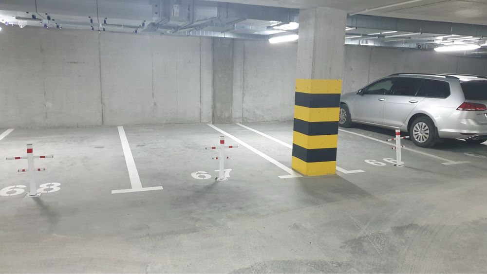 Miejsce parkingowe w hali Widzew Sobolowa