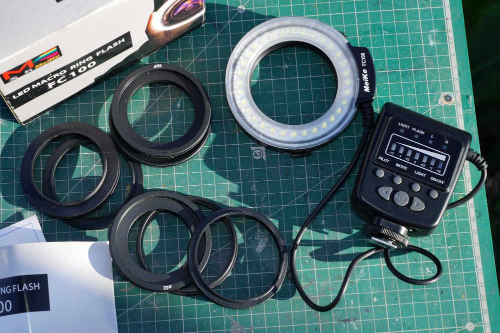 Flash Ring Led a pilhas com sete adaptadores 52 a 77 milímetros