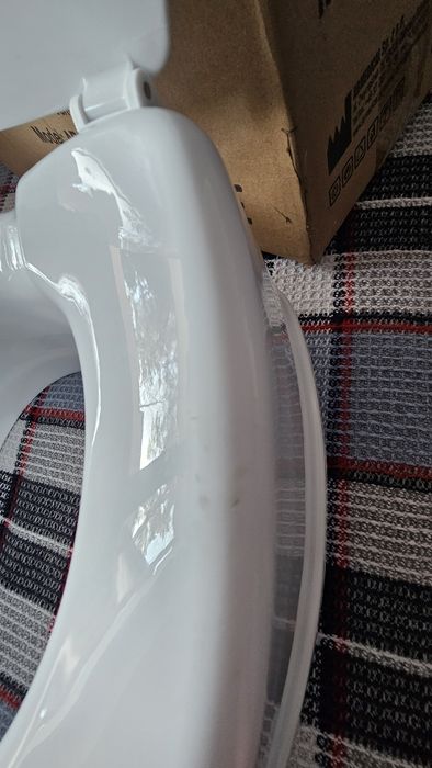 Nakładka toaletowa z klapą 10cm Armedical