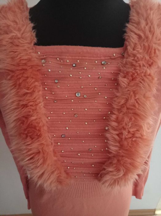Sweter z futerkiem